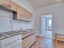Pronájem bytu 2+1, Hranice, Pernštejnské náměstí, 66 m2