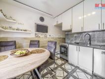 Prodej bytu 4+1, Klášterec nad Ohří, Okružní, 77 m2