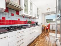 Prodej bytu 3+1, Praha - Stodůlky, Husníkova, 71 m2