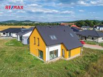 Prodej rodinného domu, Lužany, 153 m2