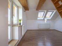 Prodej bytu 2+kk, Poděbrady - Poděbrady II, Dr. Beneše, 61 m2