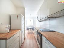 Prodej bytu 3+1, Praha - Stodůlky, Kurzova, 75 m2