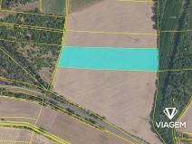 Prodej pole, Chvatěruby, 17646 m2