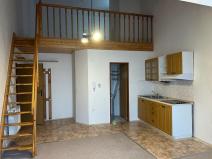 Pronájem bytu 2+kk, Chrudim, Resselovo náměstí, 45 m2