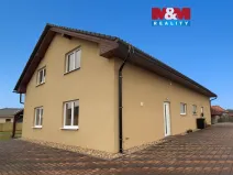 Pronájem rodinného domu, Měník, 150 m2