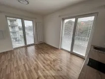 Pronájem bytu 1+kk, Praha - Libeň, Novovysočanská, 25 m2