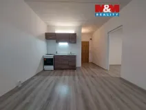 Pronájem bytu 1+1, Klášterec nad Ohří - Miřetice u Klášterce nad Ohří, Dlouhá, 36 m2