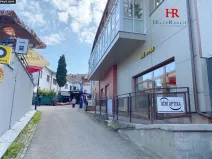 Pronájem obchodního prostoru, Benešov, Masarykovo náměstí, 60 m2