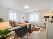 Prodej bytu 3+kk, Holubice, 81 m2