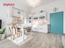 Prodej bytu 1+kk, Tuchoměřice, Ke Kovárně, 53 m2