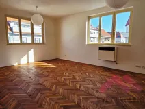 Pronájem bytu 2+1, Praha - Žižkov, Ambrožova, 77 m2