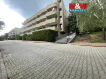 Pronájem garážového stání, Praha - Troja, K Haltýři, 13 m2
