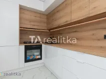 Prodej bytu 2+1, Karviná, Bratr. Veverkových, 56 m2