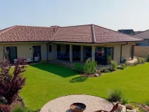 Prodej rodinného domu, Dynín, 219 m2