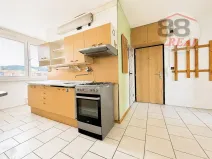 Prodej bytu 3+1, Klášterec nad Ohří, Školní, 64 m2