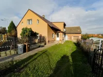 Prodej vícegeneračního domu, Březno, 180 m2