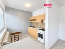 Pronájem bytu 1+kk, Hradec Králové, Sušilova, 32 m2