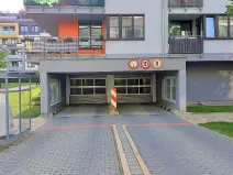 Pronájem garážového stání, Praha - Stodůlky, Laurinova, 15 m2