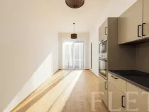 Pronájem bytu 1+kk, Praha - Hostavice, Českobrodská, 36 m2