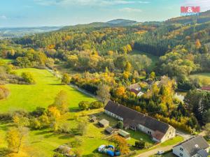 Prodej rodinného domu, Chrášťany - Benice, 300 m2