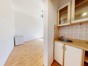 Prodej bytu 1+1, Karlovy Vary, I. P. Pavlova, 50 m2
