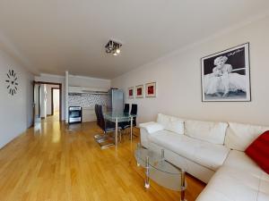 Prodej bytu 3+kk, Karlovy Vary, Jateční, 104 m2