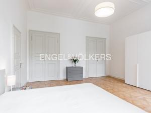 Pronájem bytu 2+1, Praha - Nové Město, Bolzanova, 92 m2