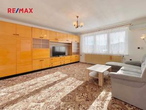Prodej rodinného domu, Petrovice, 330 m2