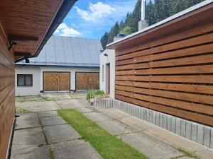 Prodej rodinného domu, Bílá, 276 m2