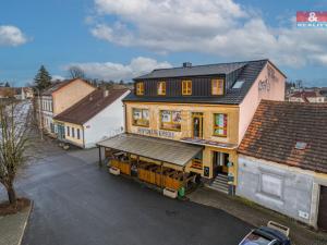 Prodej restaurace, Bernartice, Náměstí svobody, 410 m2