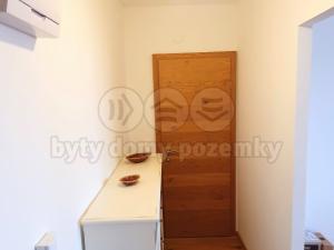 Prodej bytu 1+kk, Krnov - Pod Bezručovým vrchem, Jesenická, 43 m2