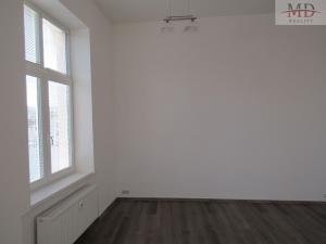 Pronájem bytu 1+kk, Teplice, Myslbekova, 33 m2