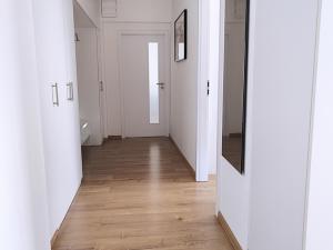 Prodej bytu 2+1, Praha - Vršovice, Vladivostocká, 61 m2