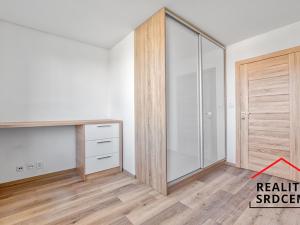 Pronájem bytu 3+kk, Ostrava, Srbská, 56 m2