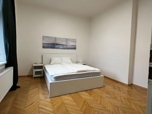 Pronájem bytu 2+kk, Praha - Žižkov, Řehořova, 37 m2