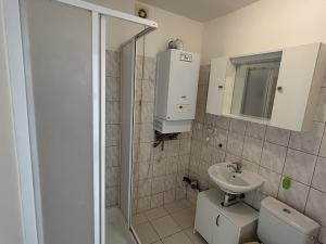 Prodej rodinného domu, Zbuzany, U Menhiru V, 180 m2