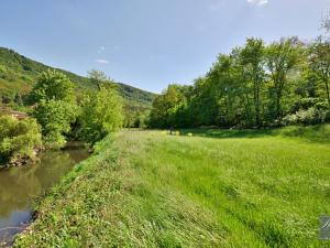 Prodej pozemku pro bydlení, Trmice, 22553 m2