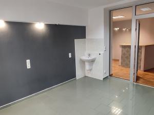 Pronájem obchodního prostoru, Cheb, Komenského, 125 m2