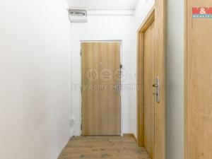 Prodej bytu 1+kk, Povrly, Sídliště II, 21 m2