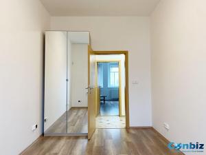 Prodej bytu 2+kk, Praha - Vysočany, Kolmá, 43 m2