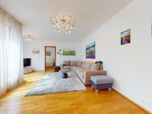 Prodej bytu 3+kk, Karlovy Vary, Libušina, 94 m2