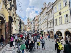 Pronájem obchodního prostoru, Praha - Malá Strana, Mostecká, 125 m2