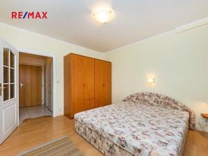 Prodej bytu 2+kk, Praha - Lhotka, Štúrova, 44 m2