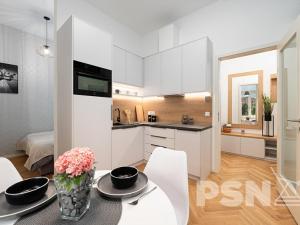 Prodej bytu 1+kk, Praha - Bubeneč, Na výšinách, 27 m2