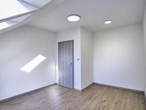 Prodej rodinného domu, Světice, Na Žlábku, 132 m2