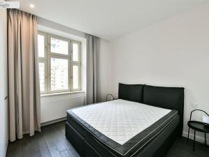 Pronájem bytu 3+kk, Praha - Vinohrady, Laubova, 95 m2