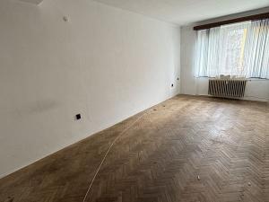 Prodej bytu 2+1, Tachov, Školní, 56 m2