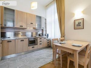 Pronájem bytu 2+kk, Praha - Malá Strana, Újezd, 73 m2