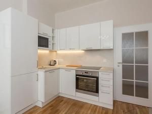 Pronájem bytu 2+kk, Praha - Vinohrady, Ondříčkova, 51 m2