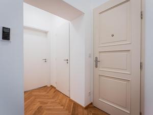 Pronájem bytu 2+kk, Praha - Žižkov, Seifertova, 50 m2